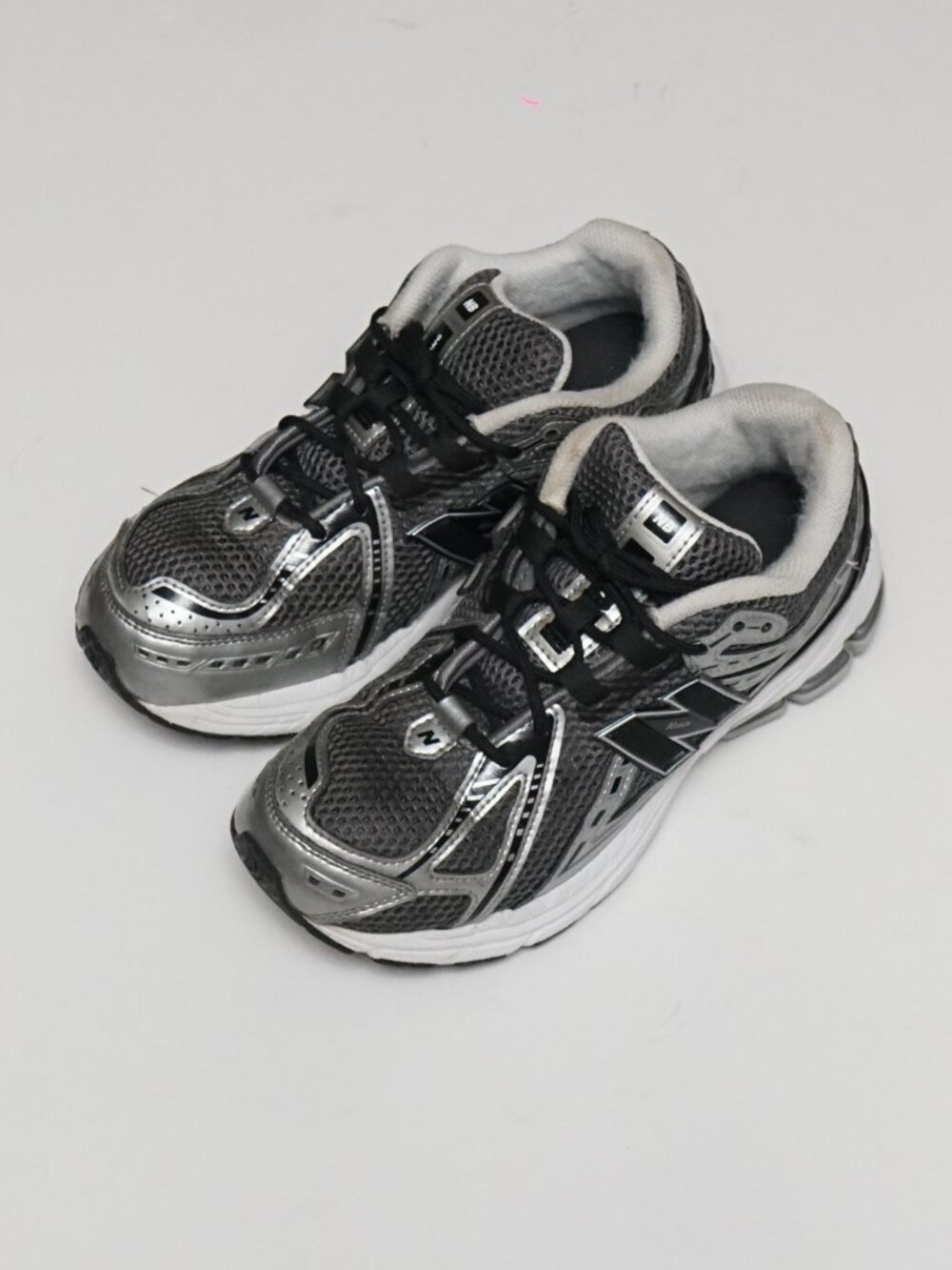 New Balance 1906 R Black/Metallic Silver Kids Sneakers , SIZE 4.5